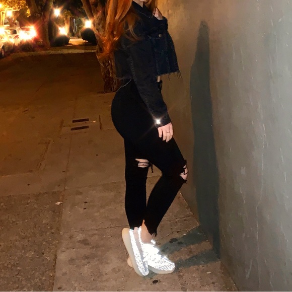 Yeezy Boost 350 V2 Reflective - Picture 10 of 10